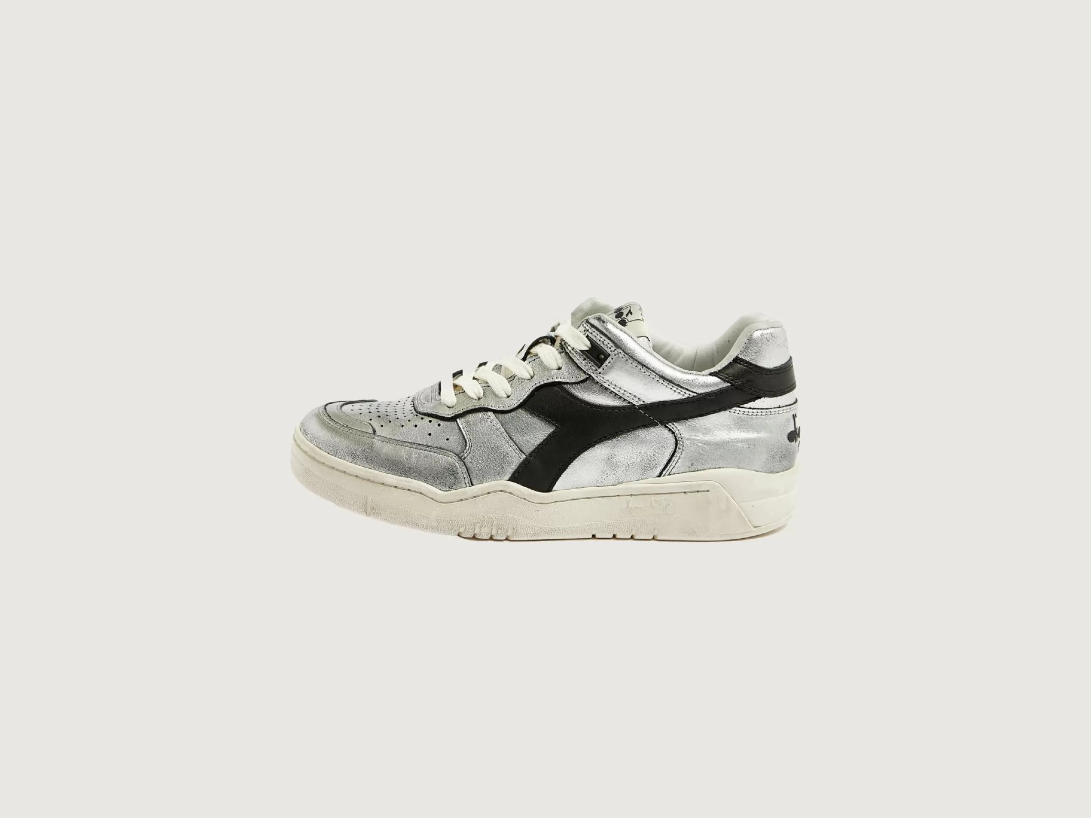 B.560 Silver Used Voor Vrouwen-Diadora Store