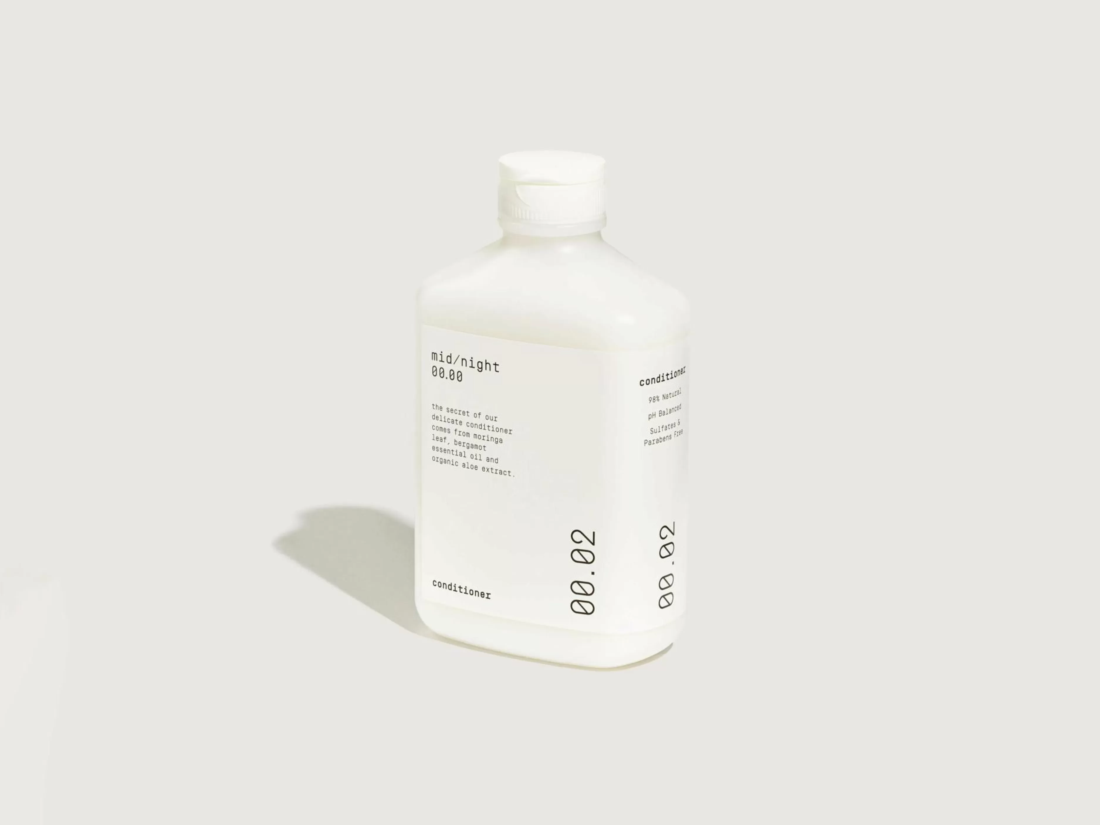 MID/NIGHT 00.00 Conditioner 00.02-Mid.night cosmetics Outlet