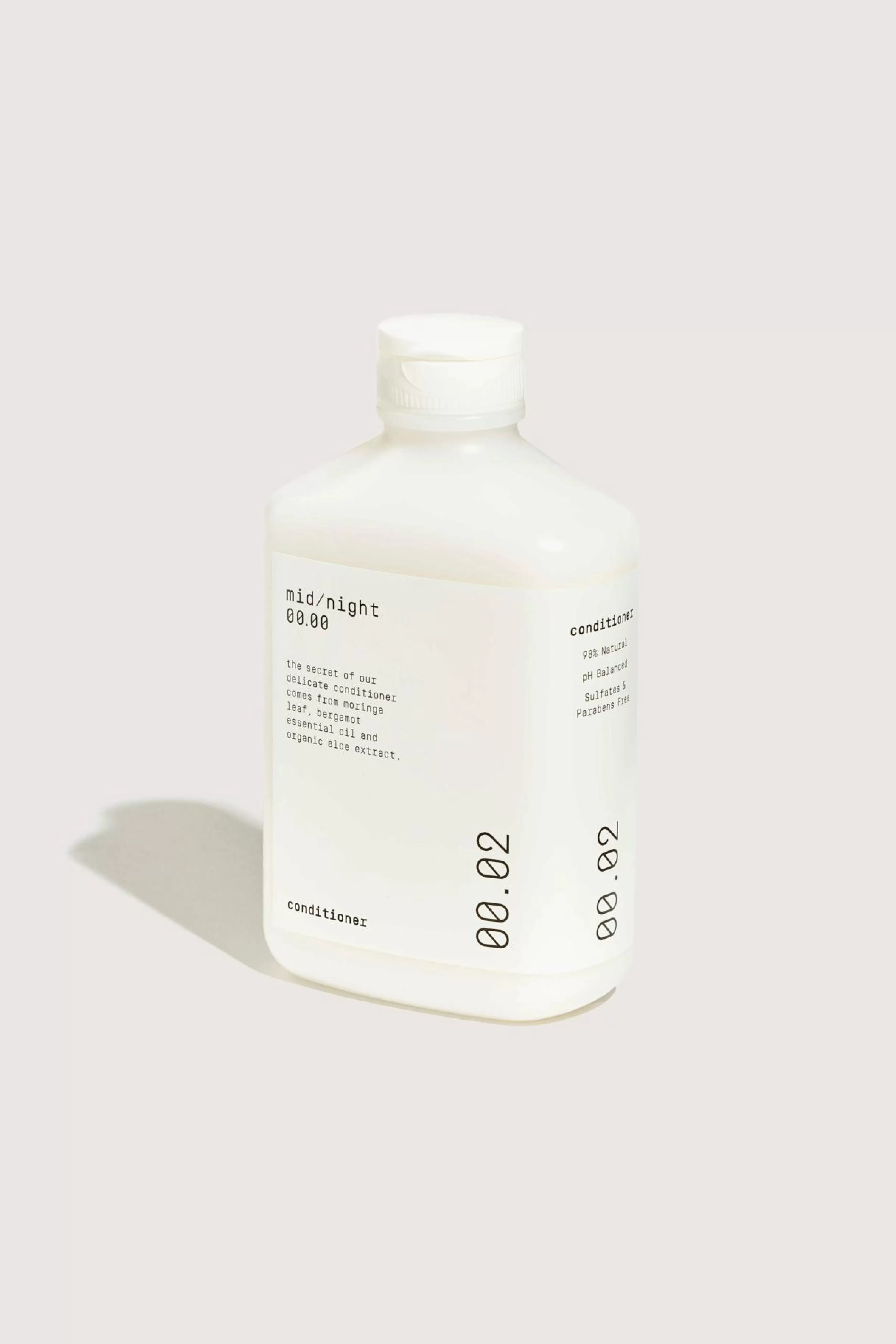 MID/NIGHT 00.00 Conditioner 00.02-Mid.night cosmetics Outlet